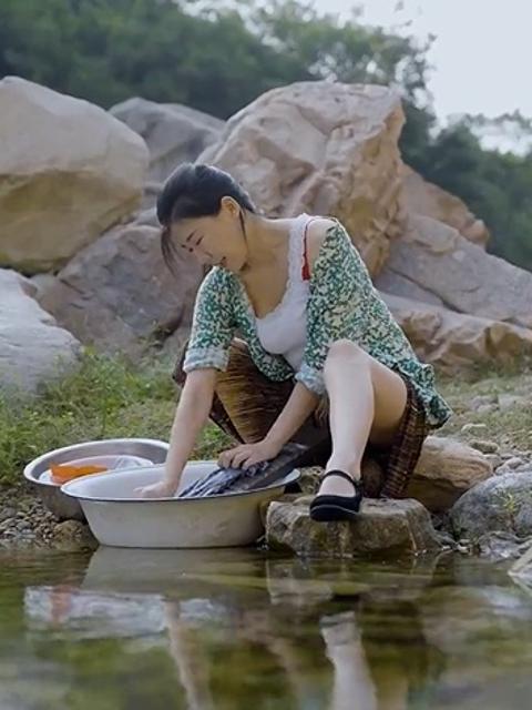 Câu Chuyện Tình Thôn Dã Của Cẩu Ca